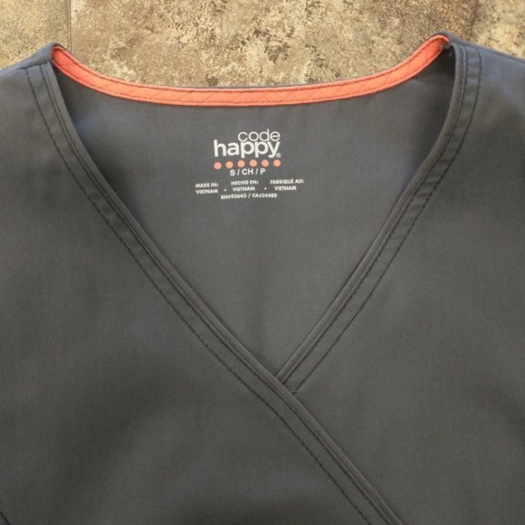 Code Happy Scrub Top! - Picture 4 of 5